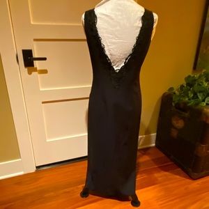 V-Back Black Dress Sz 6 Excellent Condition Vintage/1993 Laundry by Shelli Segal